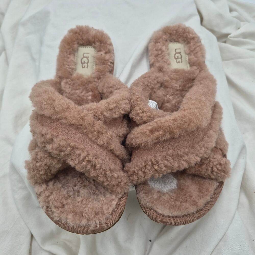 UGG Cross Strap Slide Curly slipper genuine shearling slide slippers womens SZ 7